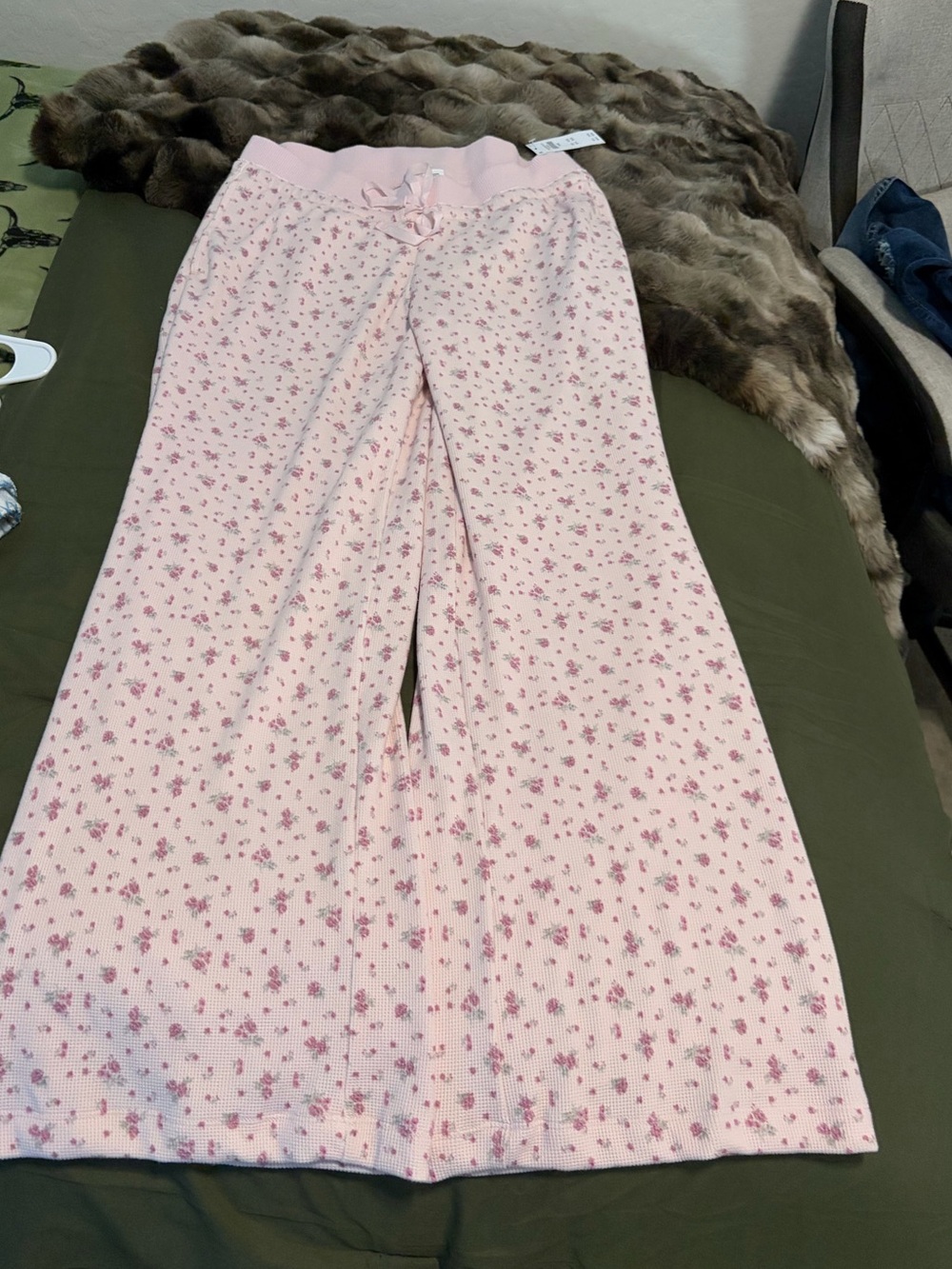 Hollister Gilly Hicks pants